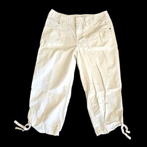 Izod white 100% cotton capris